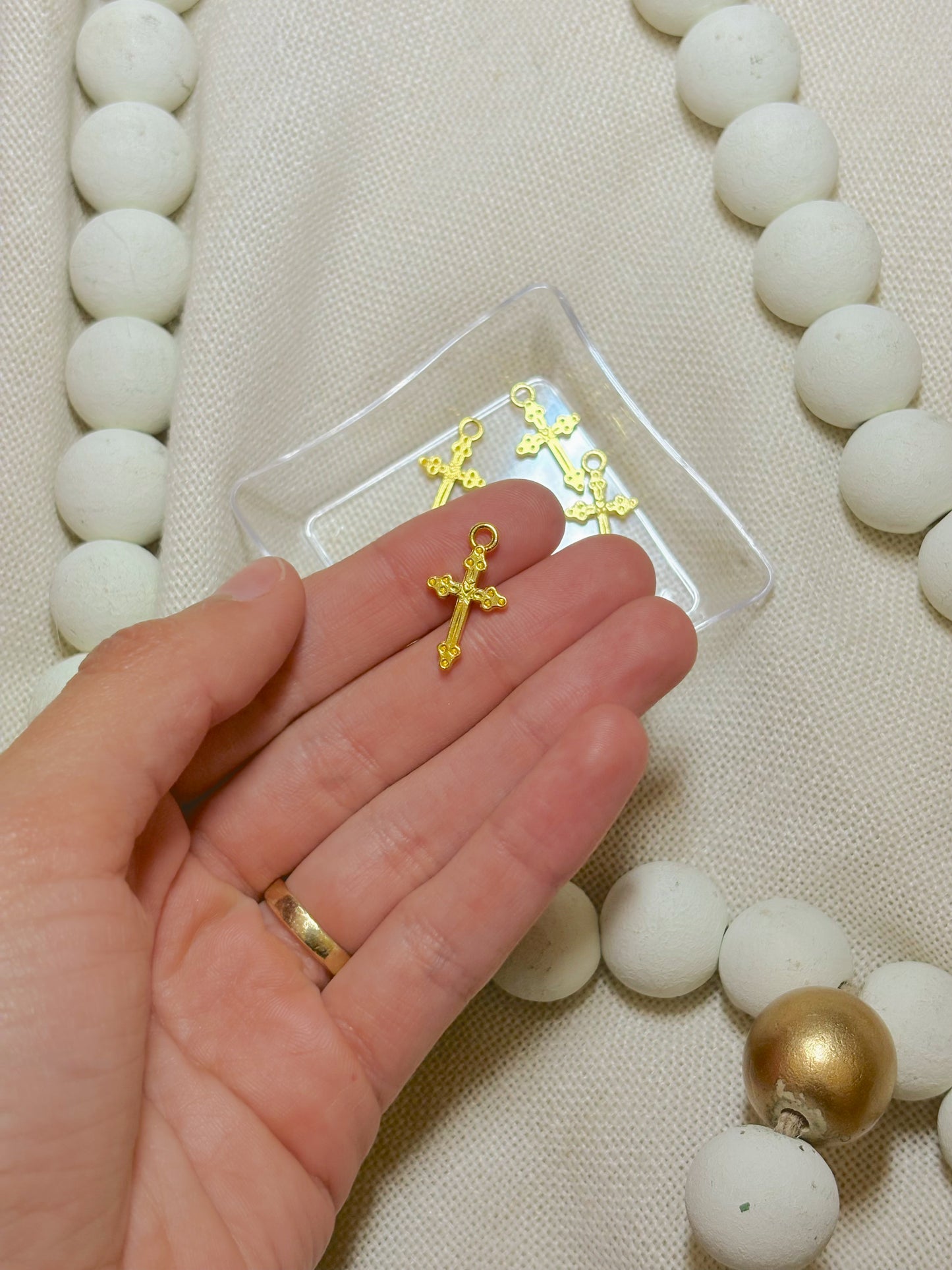 Best Seller- Simple Mini Cross