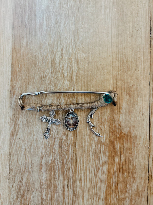 Antler Hunter Pin image 0