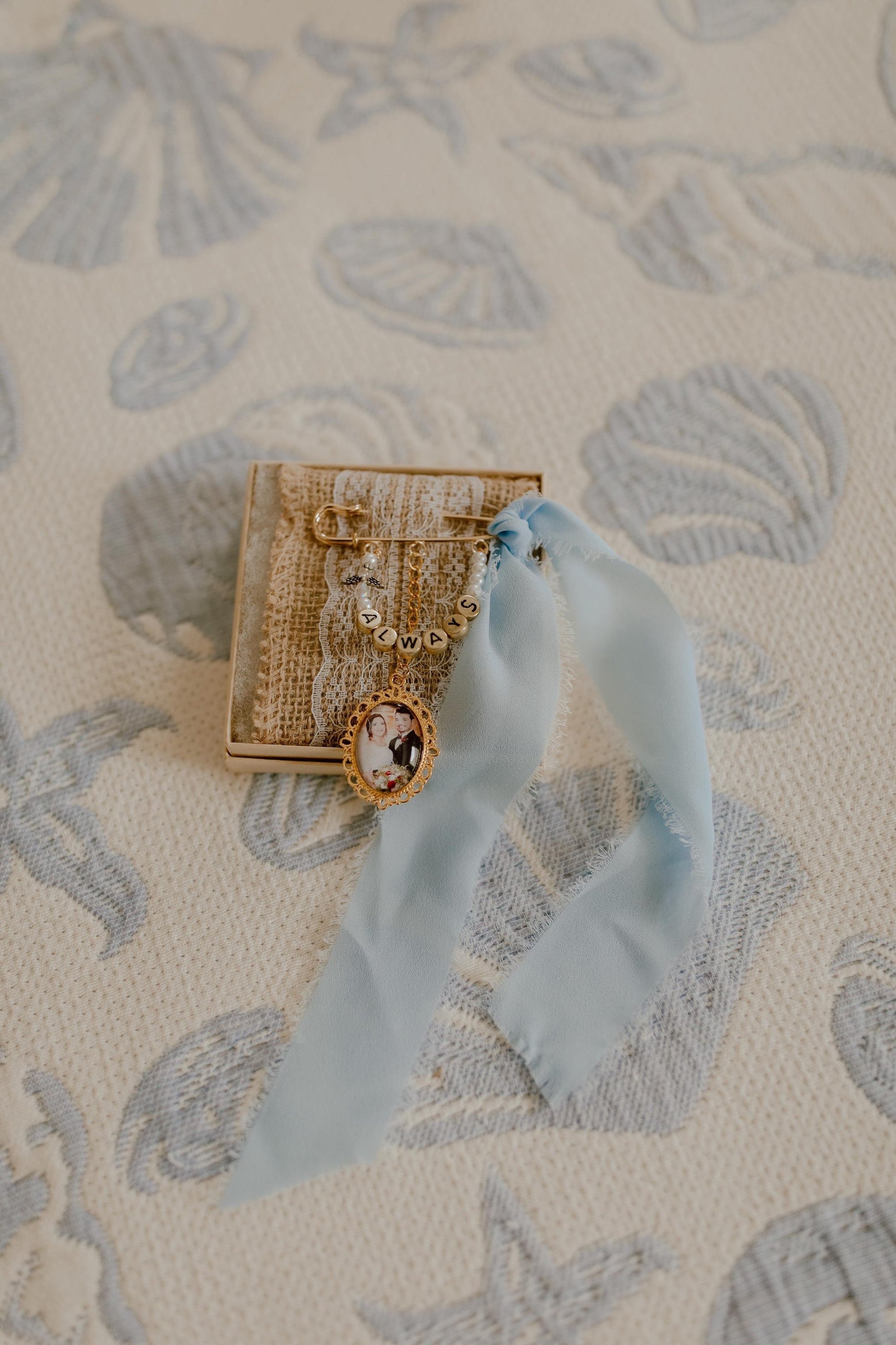 Looped Customizable Pin image 7