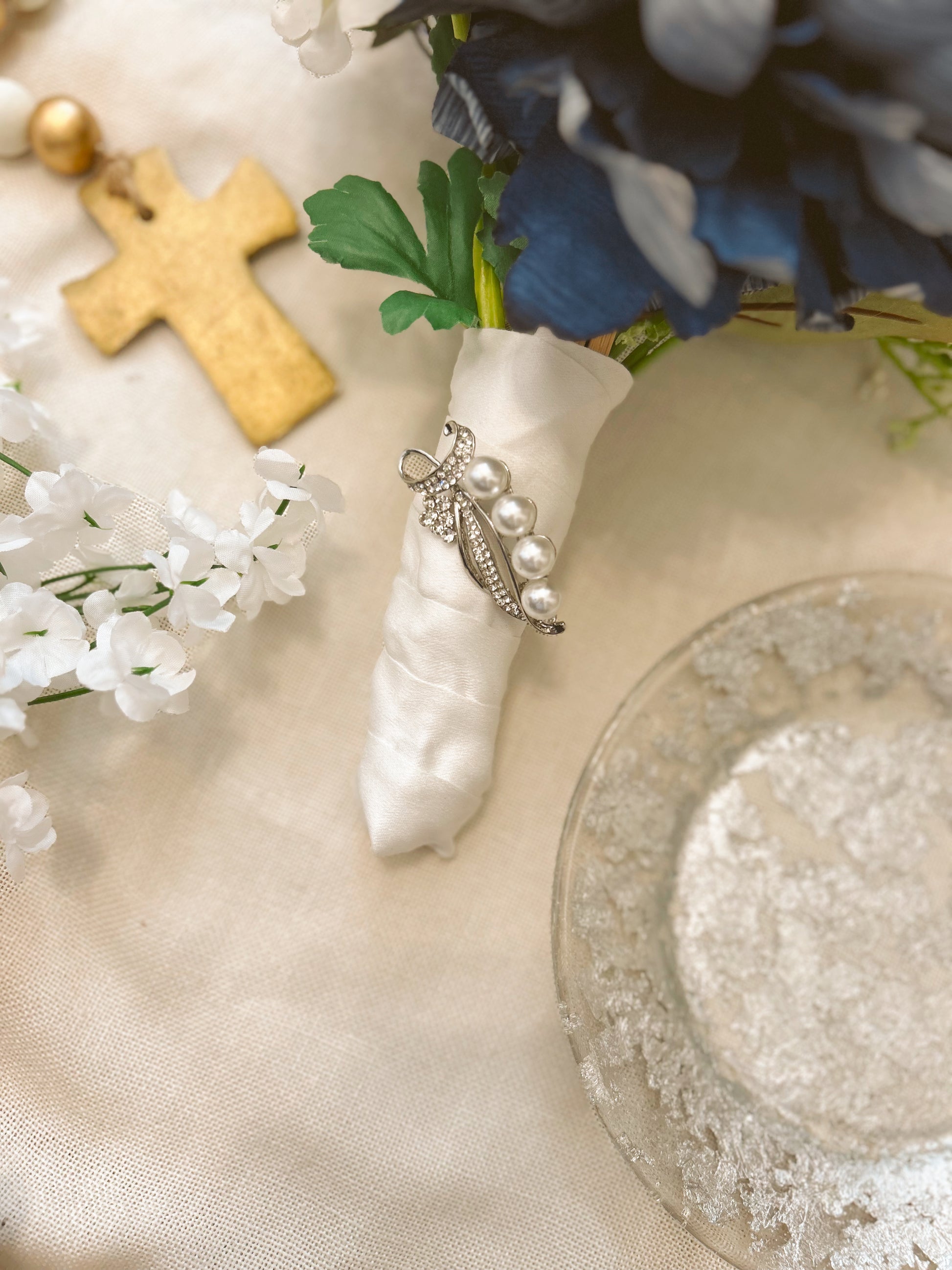 Silver Whispering Vines Wedding Brooch image 2
