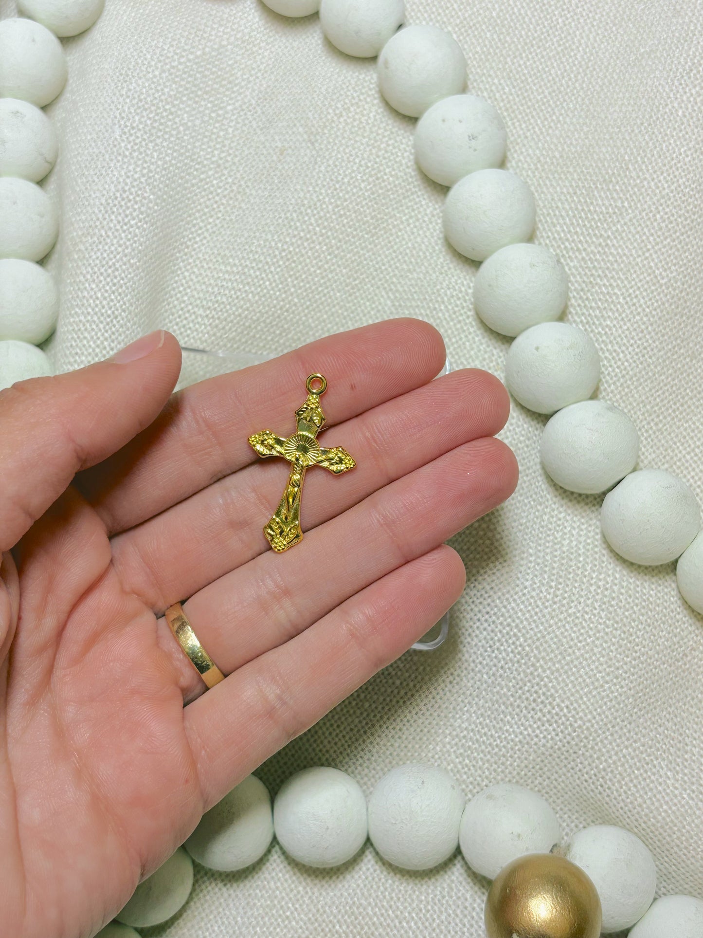 Vintage Touch Crucifix/Cross Charm