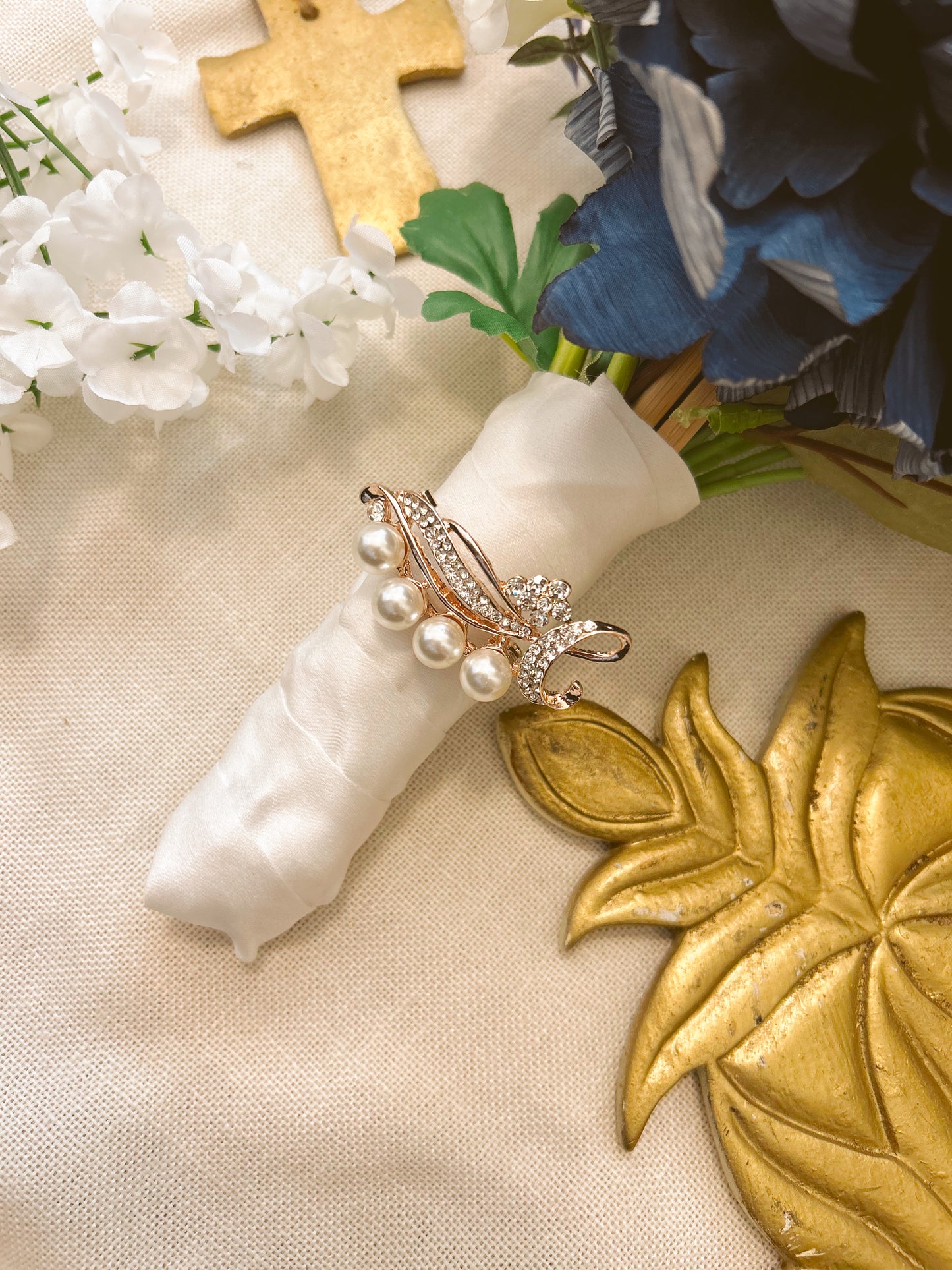 Gold Whispering Vines Wedding Brooch image 0