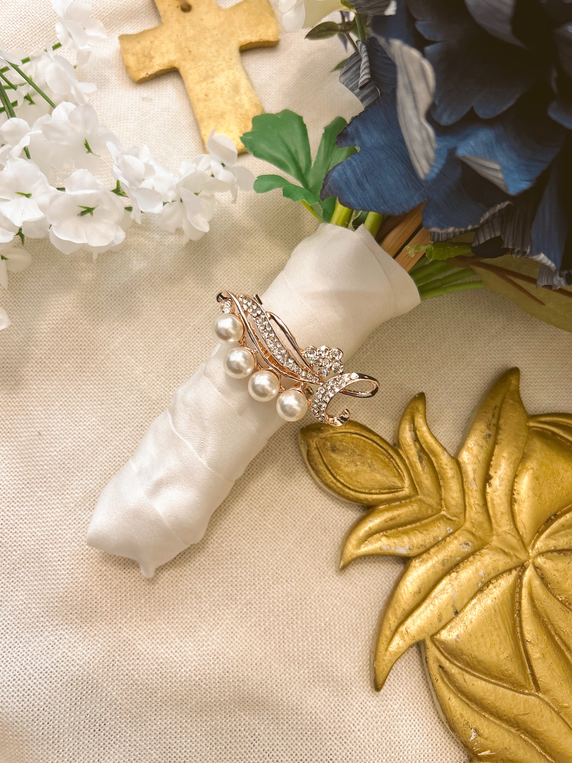 Gold Whispering Vines Wedding Brooch image 0