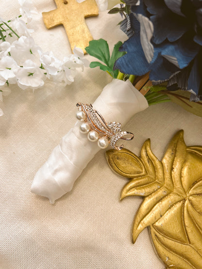 Gold Whispering Vines Wedding Brooch image 0