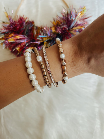 Pearls and Diamonds Bracelet Pack image 1