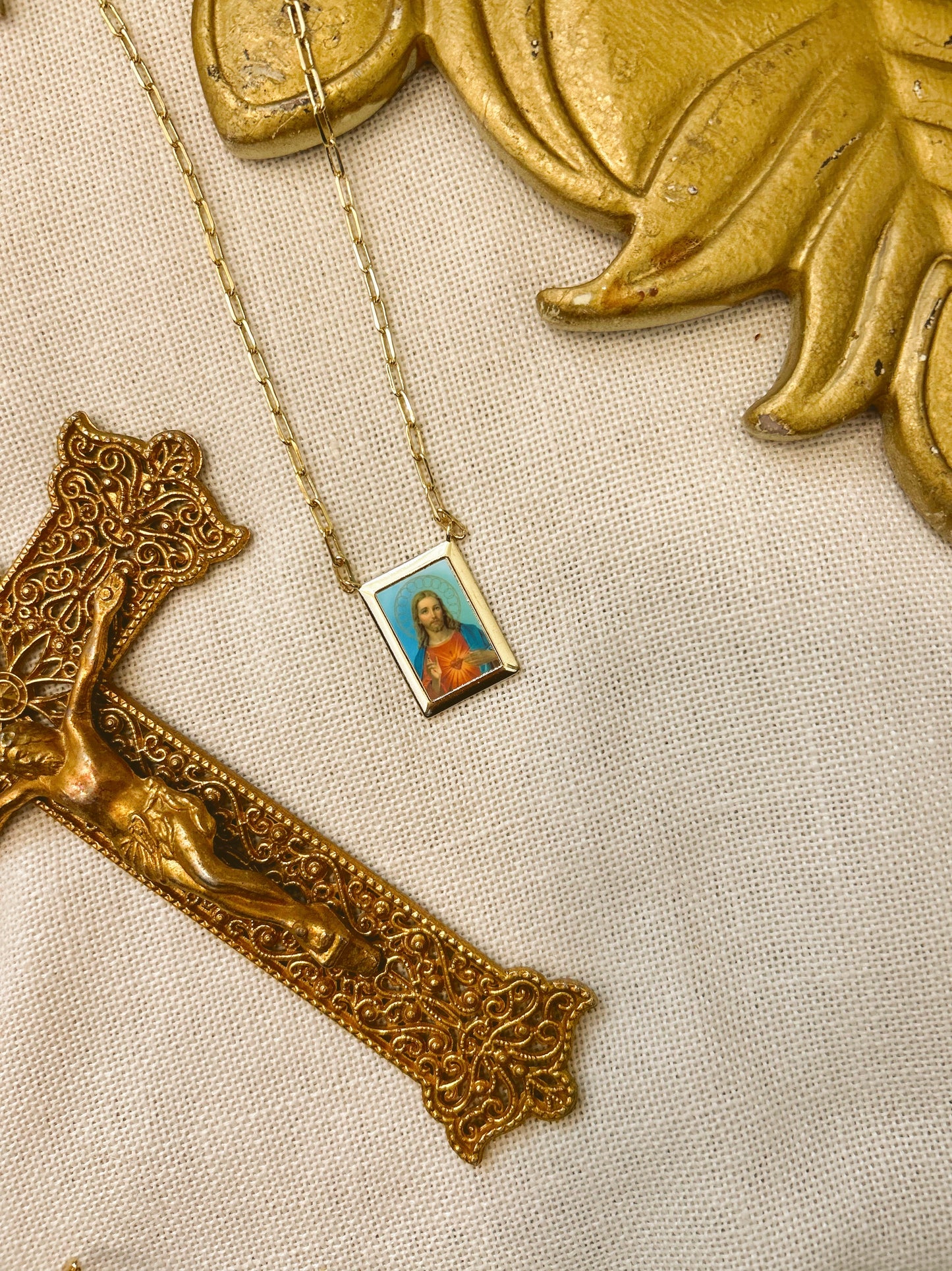 Sacred Heart of Jesus Gold Chain Necklace image 4