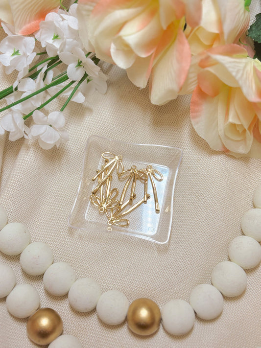Long Bow/Ribbon Bow Charm Gold