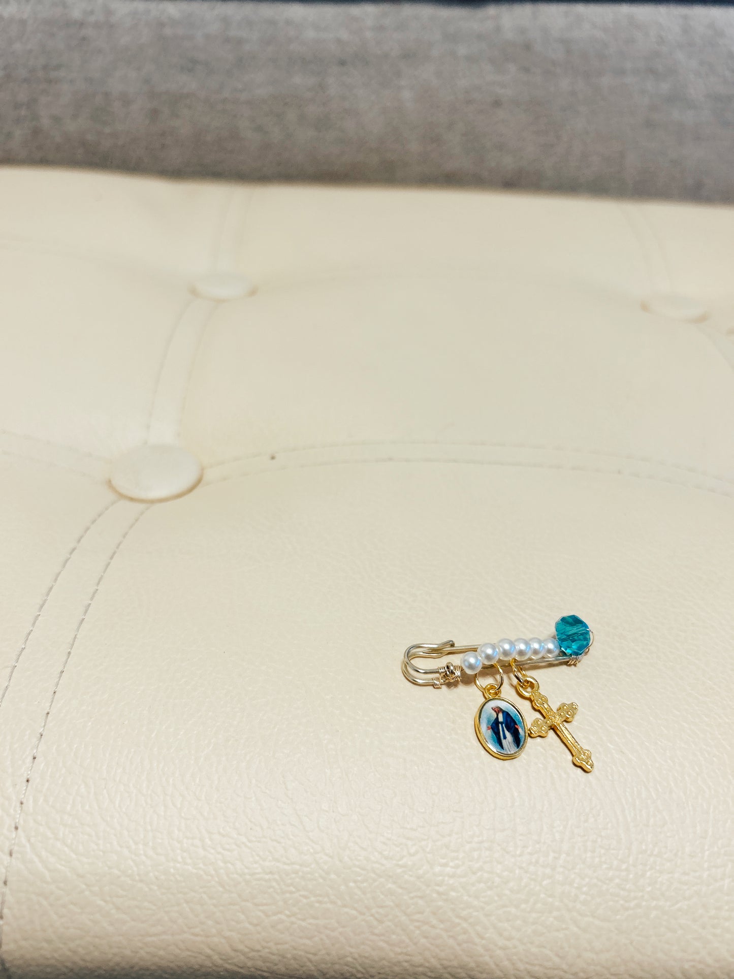 Mini Customizable Baptismal Pin image 1