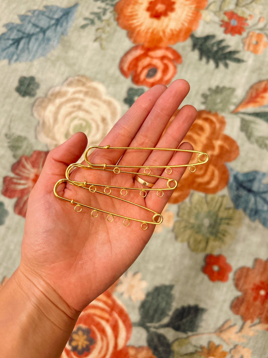 5 Spaced Loops Gold 3" Large Pin Base